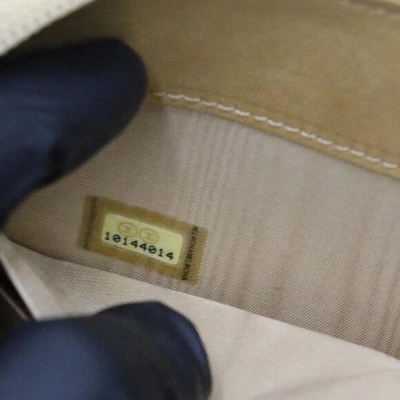 Chanel CC Logo Timeless Caviar Beige Leather Around Zip Around Wallet - Picture 11 of 14